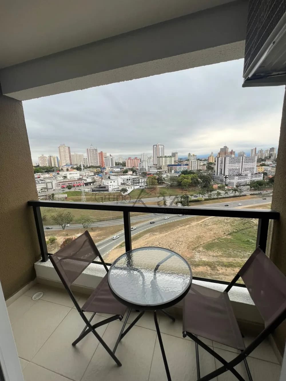 Foto 2 de Apartamento Padrão em Jardim Oswaldo Cruz, São José dos Campos - imagem 2