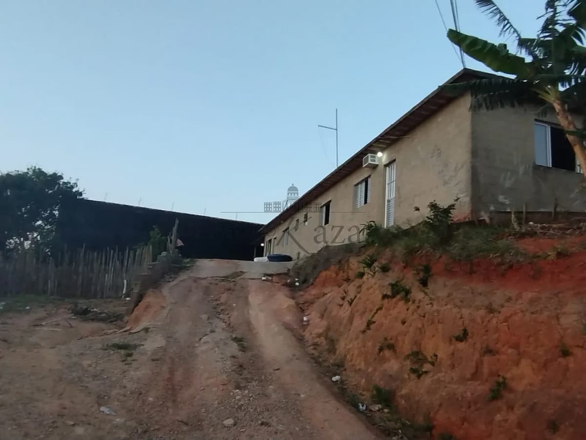 Foto 1 de Rural Chácara em Veraneio Ijal, Jacareí - imagem 1