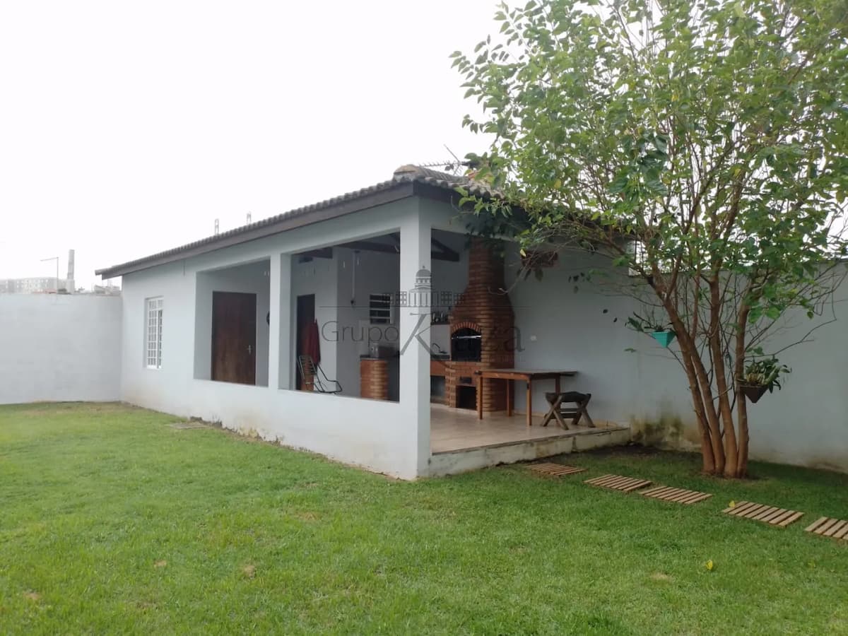 Foto 28 de Casa Sobrado em Parque Santo Antônio, Jacareí - imagem 28