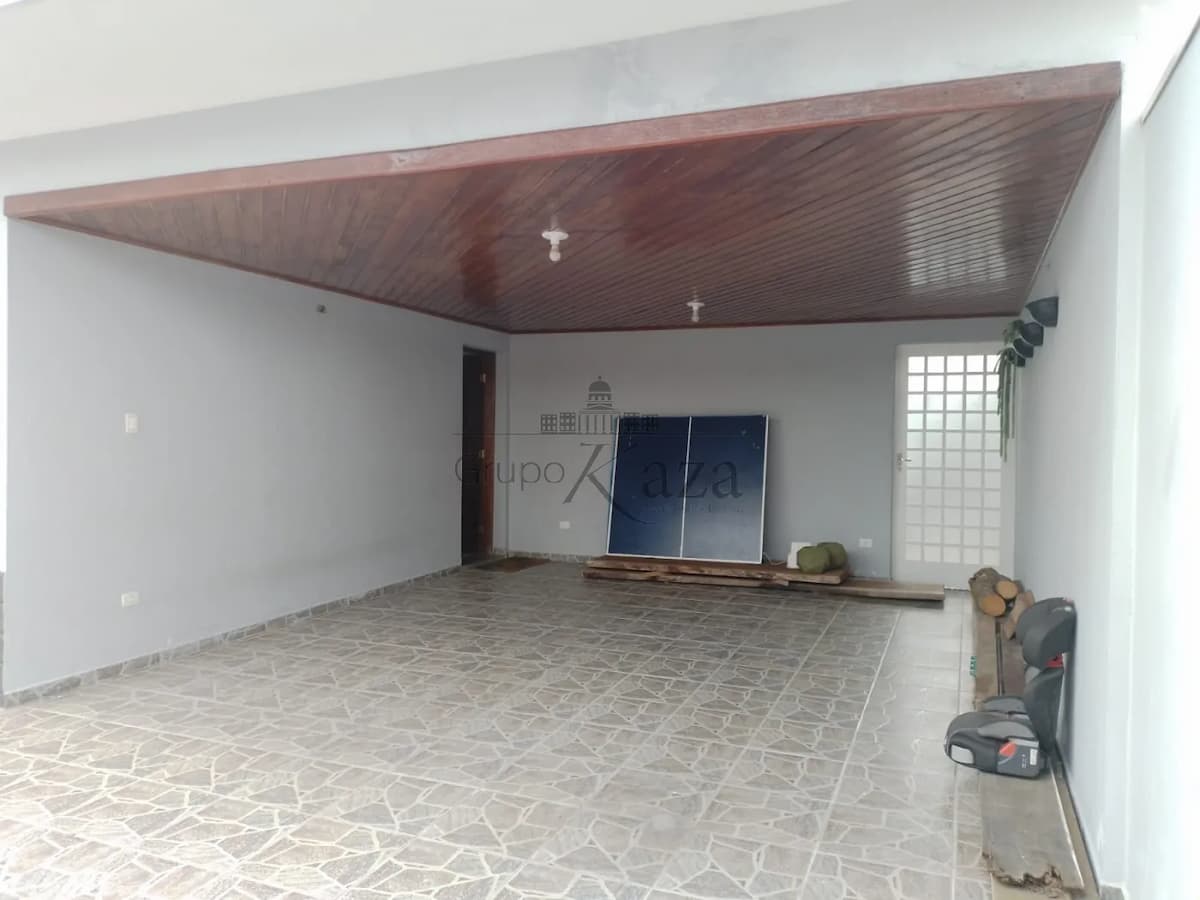 Foto 32 de Casa Sobrado em Parque Santo Antônio, Jacareí - imagem 32