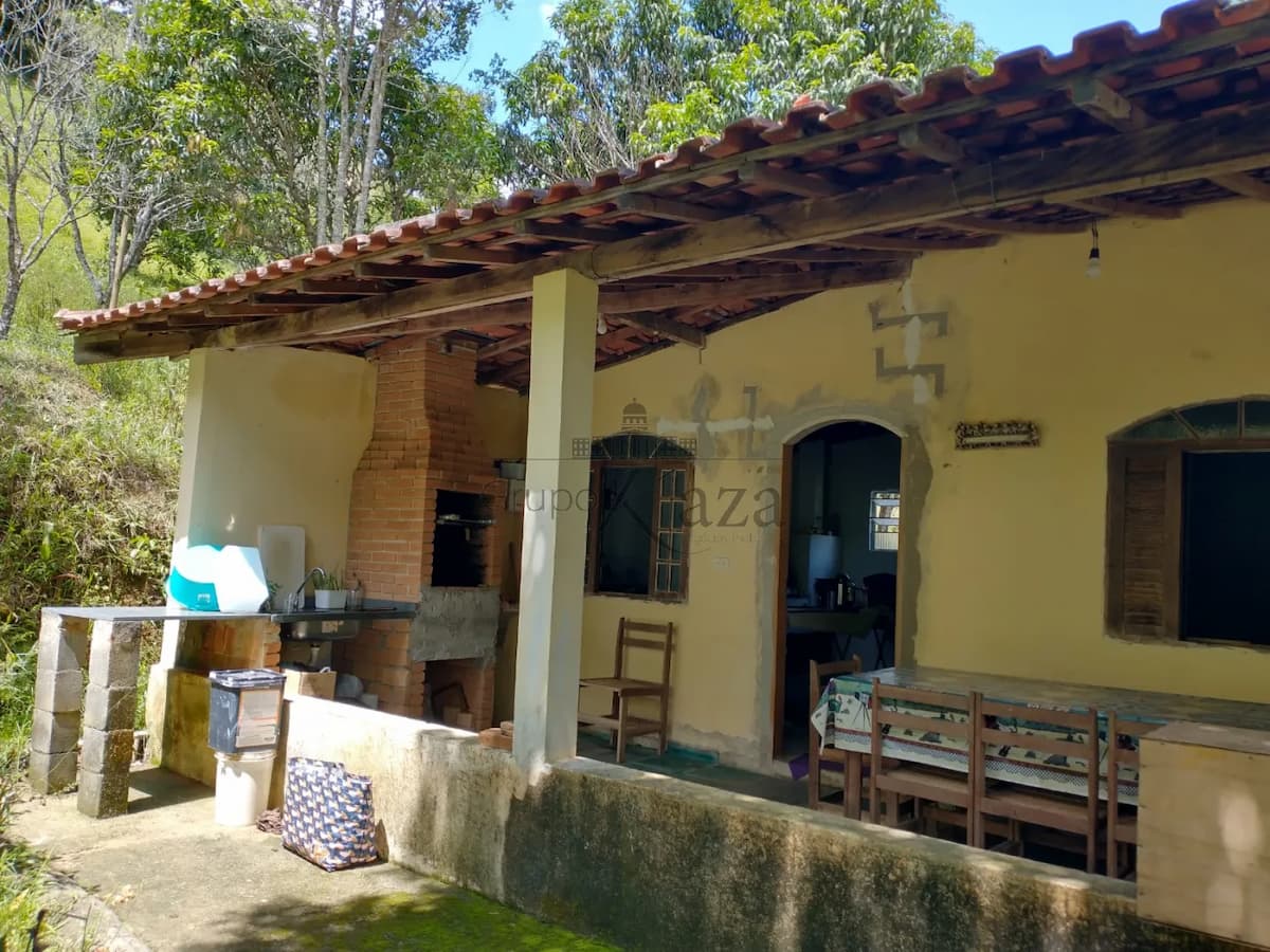 Foto 31 de Rural Chácara em Estrada do Turvo, São José dos Campos - imagem 31