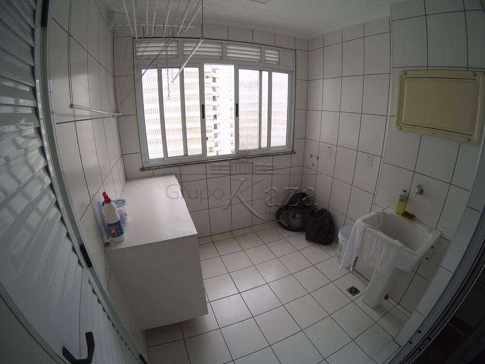 Foto 8 de Apartamento Cobertura Duplex em Parque Residencial Aquarius, São José dos Campos - imagem 8