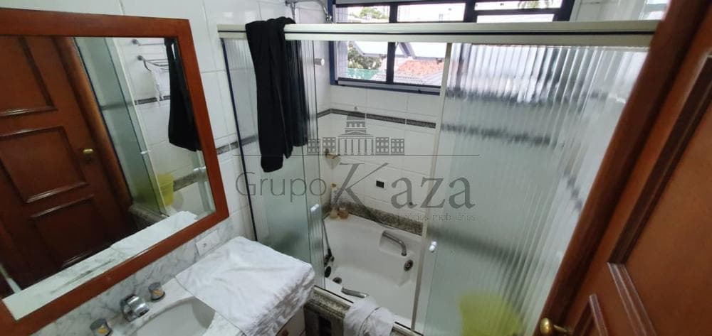 Foto 13 de Apartamento Padrão em Vila Adyana, São José dos Campos - imagem 13