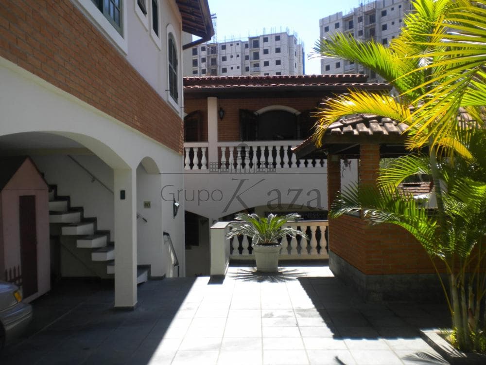 Foto 3 de Casa Sobrado em Monte Castelo, São José dos Campos - imagem 3