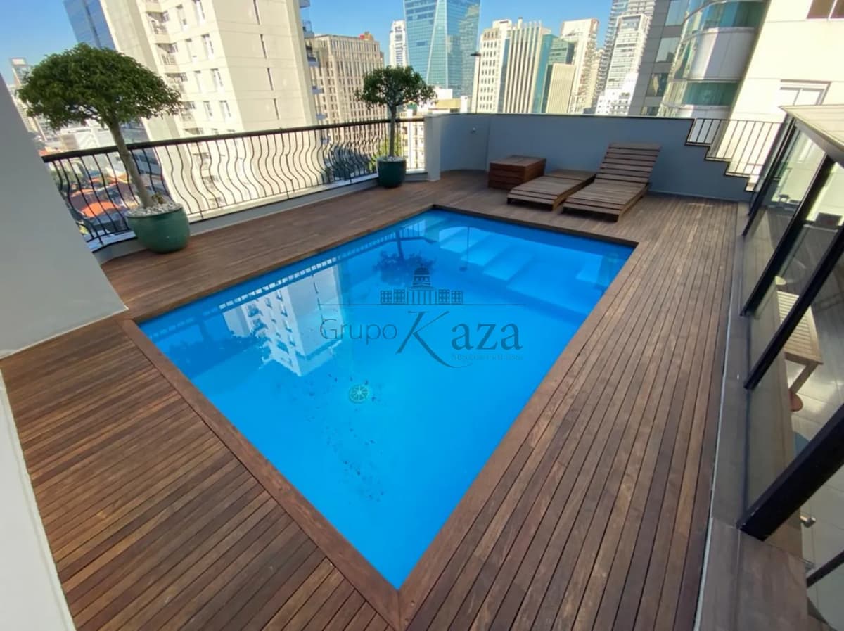 Foto 1 de Apartamento Cobertura Triplex em Itaim Bibi, São Paulo - imagem 1